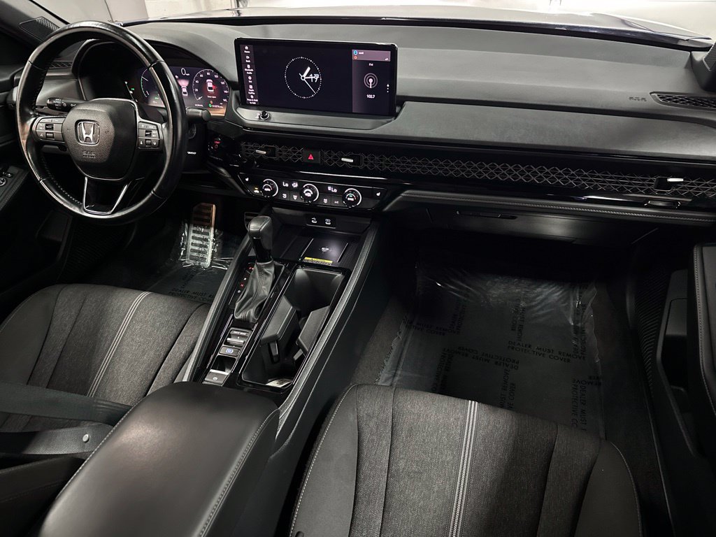 Used 2025 Honda Accord Sport image 12