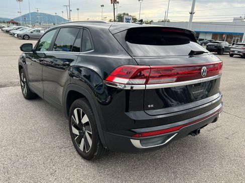 Used 2026 Volkswagen Atlas Cross Sport SE AWD/4WD image 7