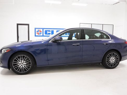Used 2025 Mercedes-Benz C 300 Sedan image 8