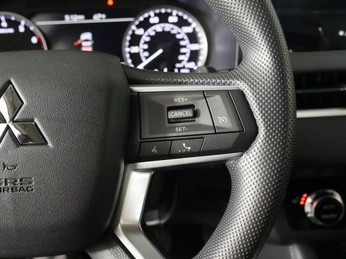 New 2026 Mitsubishi Outlander ES AWD/4WD image 39