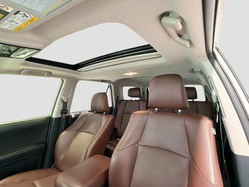 Certified 2023 Toyota 4Runner Limited AWD/4WD image 19