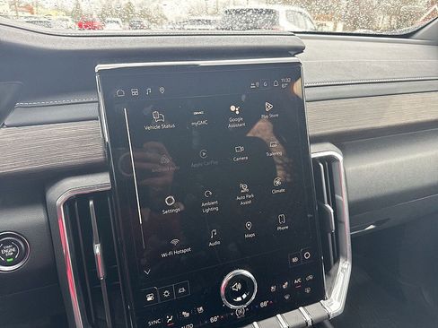 New 2026 GMC Acadia Denali w/ Super Cruise Package image 4