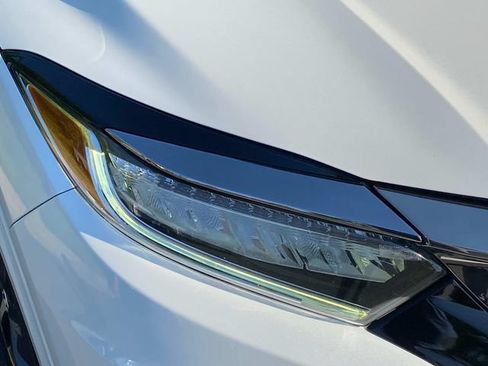 Used 2019 Honda HR-V Touring image 4