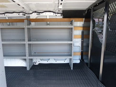 Used 2024 Ford Transit 250 Low Roof w/ Exterior Upgrade Package RWD image 19