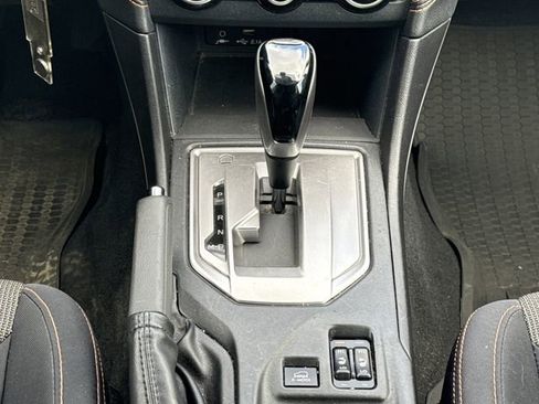 Used 2020 Subaru Crosstrek 2.0i Premium w/ Popular Package #4 image 15