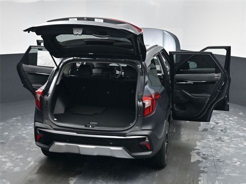 New 2026 Kia Seltos S image 25