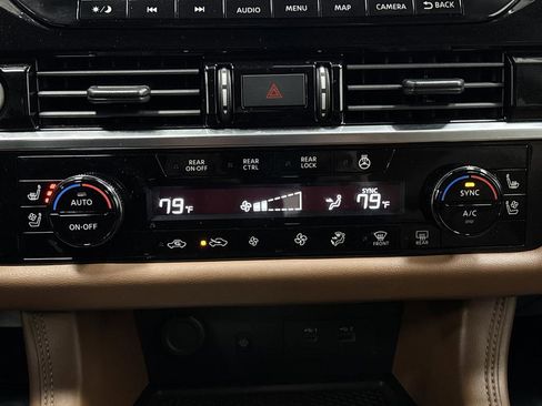 Used 2024 Nissan Pathfinder Platinum w/ Cargo Package image 20