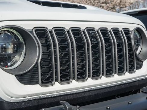 New 2026 Jeep Wrangler Unlimited Rubicon 392 w/ Quick Order Package 27X Moab AWD/4WD image 15