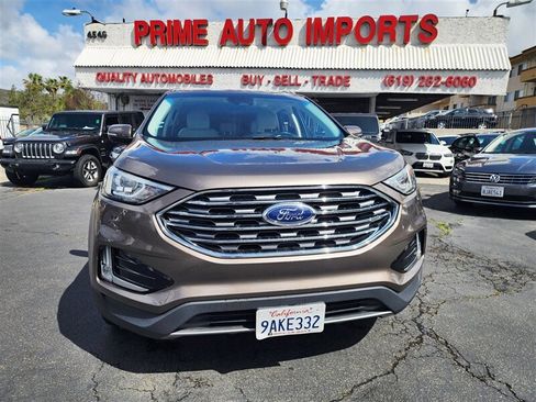Used 2019 Ford Edge Titanium w/ Cargo Accessory Package image 8