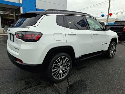 Used 2023 Jeep Compass Limited w/ Elite Group AWD/4WD image 5