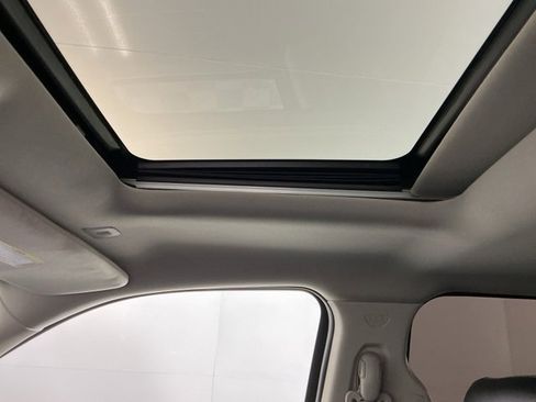 Used 2017 RAM 1500 Sport image 21