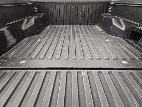 Used 2019 Toyota Tacoma SR5 image 34