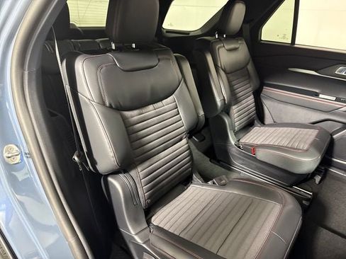 New 2026 Ford Explorer ST-Line AWD/4WD image 15