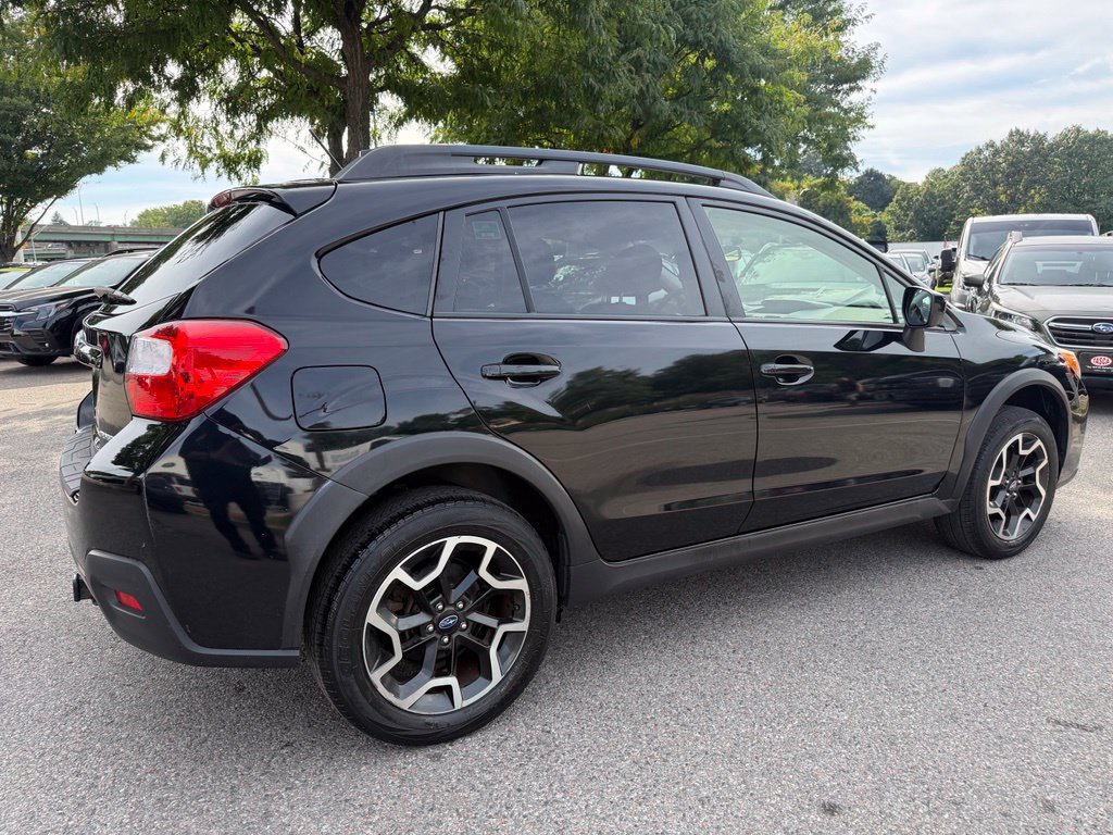 Used 2016 Subaru Crosstrek 2.0i Premium AWD/4WD image 10