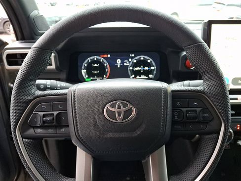 New 2026 Toyota Tacoma TRD Off-Road AWD/4WD image 13