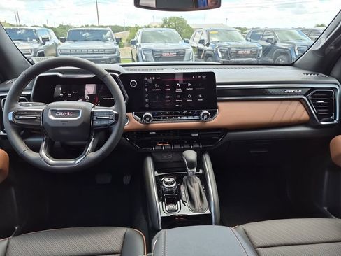 New 2026 GMC Canyon AT4 w/ AT4 Premium Package AWD/4WD image 33