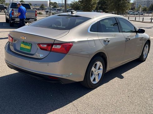 Certified 2024 Chevrolet Malibu LS image 8