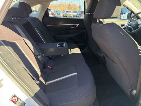Certified 2023 Hyundai Sonata SEL w/ Preferred Accessory Package image 11