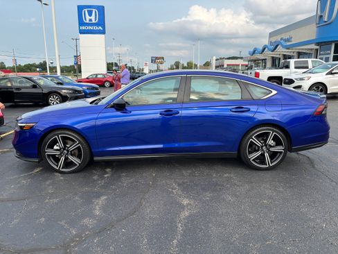 Used 2024 Honda Accord Sport image 1