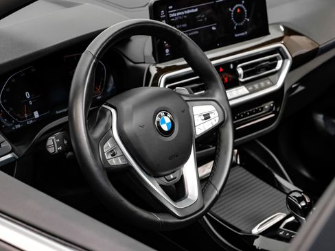 Used 2024 BMW X4 xDrive30i w/ Parking Assistance Package image 19