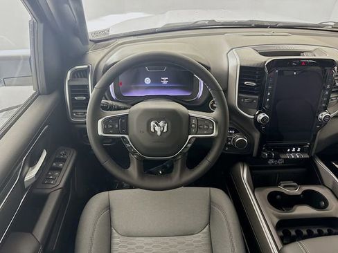 New 2026 RAM 1500 4x4 Crew Cab image 22