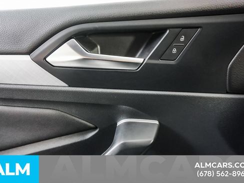 Used 2024 Volkswagen Jetta SE FWD image 47