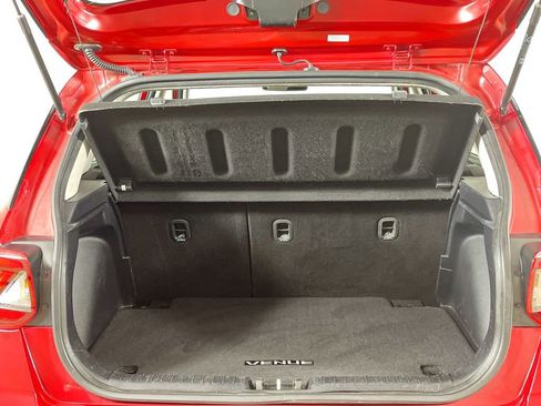 Used 2022 Hyundai Venue SEL w/ Cargo Package image 28