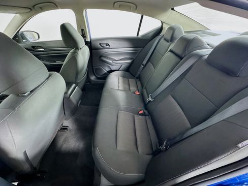 Used 2025 Nissan Altima 2.5 SV image 25