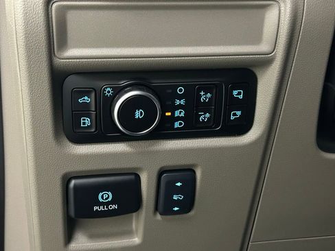 New 2025 Ford F150 Platinum w/ Equipment Group 703A Plus image 24