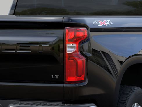 New 2026 Chevrolet Silverado 1500 LT image 11