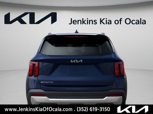 New 2026 Kia Sorento S FWD image 4