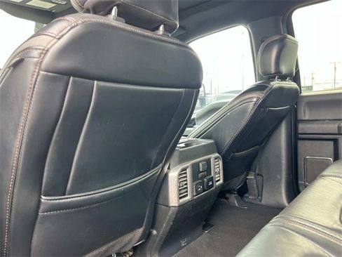 Used 2020 Ford F450 Platinum w/ FX4 Off-Road Package image 18