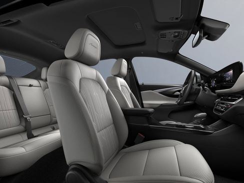 Used 2025 Buick Envista Avenir image 40