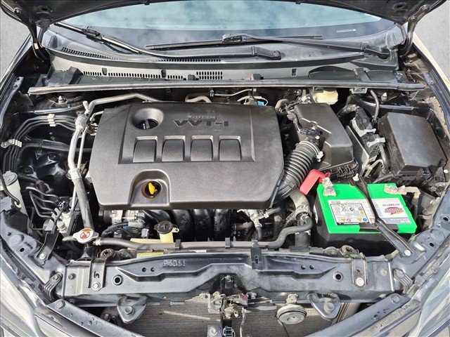 Used 2018 Toyota Corolla XSE FWD image 23