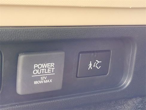 Certified 2025 Acura MDX w/ Technology Package image 14