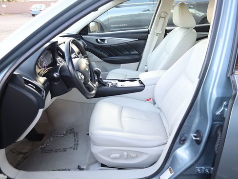 Used 2014 INFINITI Q50 Premium w/ Leather Seating Package image 11