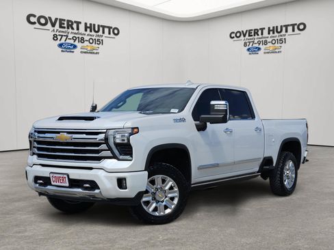 Used 2024 Chevrolet Silverado 3500 High Country w/ High Country Premium Package AWD/4WD image 1