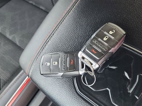 Used 2019 RAM 1500 Rebel AWD/4WD image 11