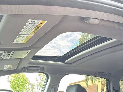 Used 2021 Honda CR-V Touring image 22