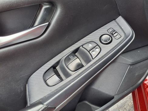 Used 2024 Nissan Sentra SV FWD image 19