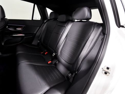 New 2026 Mercedes-Benz GLC 300 image 5