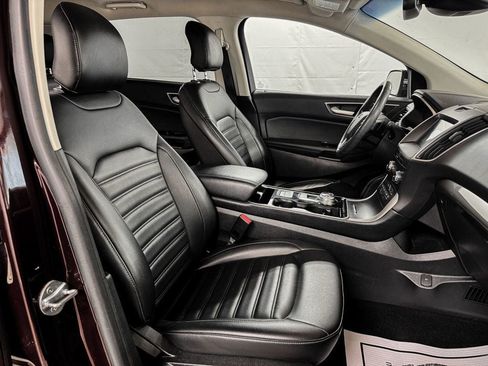Used 2019 Ford Edge SEL w/ Equipment Group 201A AWD/4WD image 12