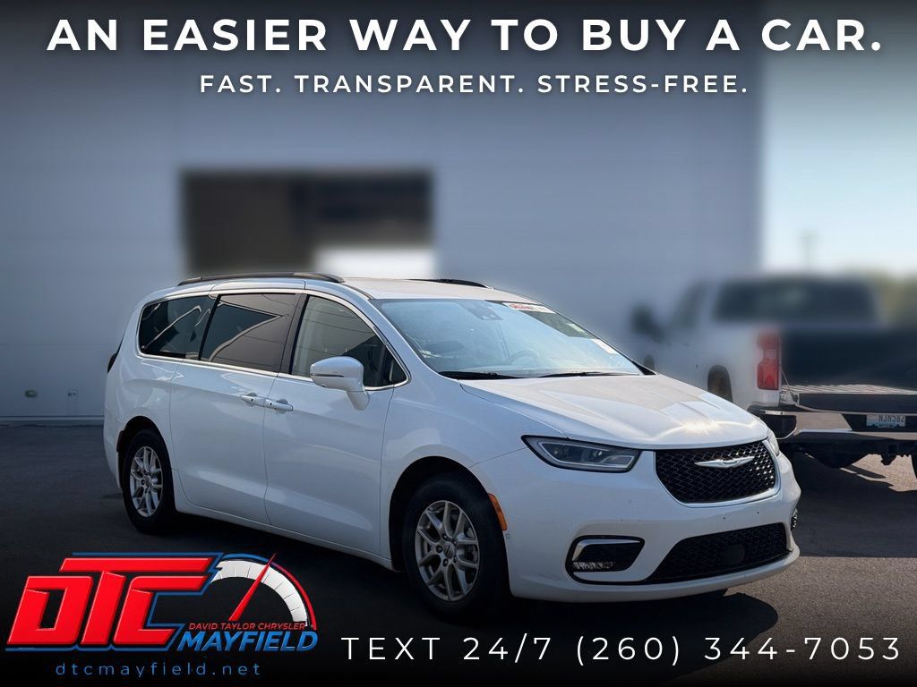Used 2022 Chrysler Pacifica Touring-L w/ Uconnect Theater Family Group FWD image 1