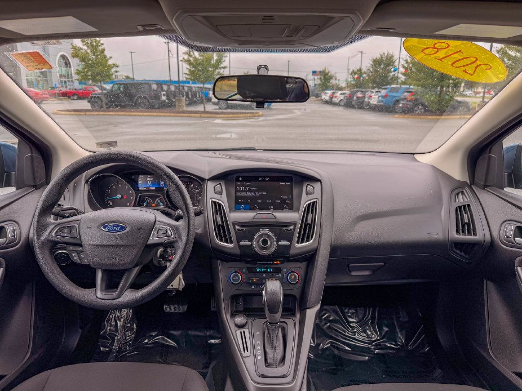 Used 2018 Ford Focus SEL FWD image 17