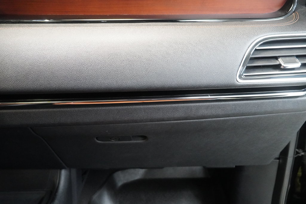 Used 2020 Lincoln Navigator L Reserve AWD/4WD image 43