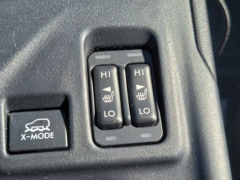 Certified 2022 Subaru Crosstrek 2.5i Limited w/ Moonroof Package 2 image 24