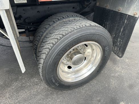 Used 2019 Ford F550 4x4 Regular Cab Super Duty image 9