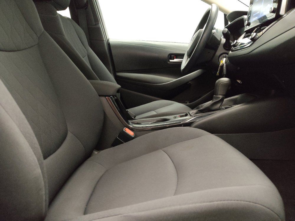 Used 2021 Toyota Corolla LE FWD image 21