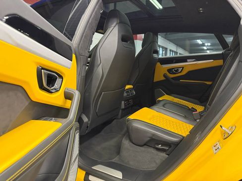 Used 2019 Lamborghini Urus image 62