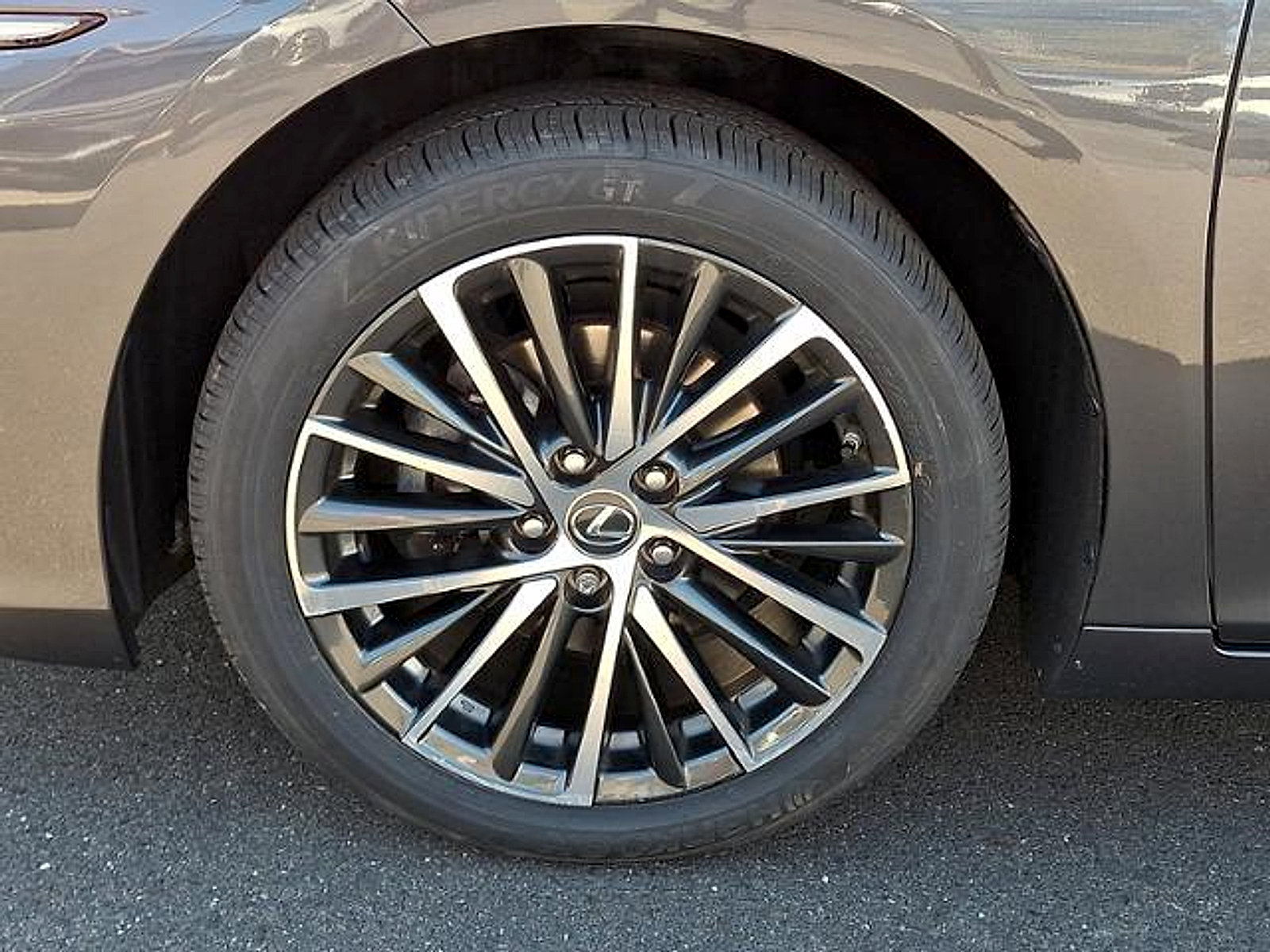 Used 2023 Lexus ES 350 w/ Premium Package FWD image 9